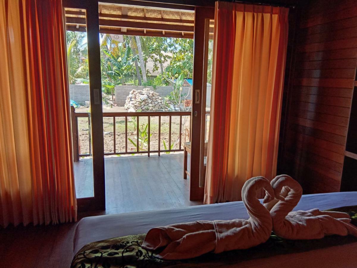 Svaha Nusa Guest House Нуса-Лембонган Экстерьер фото