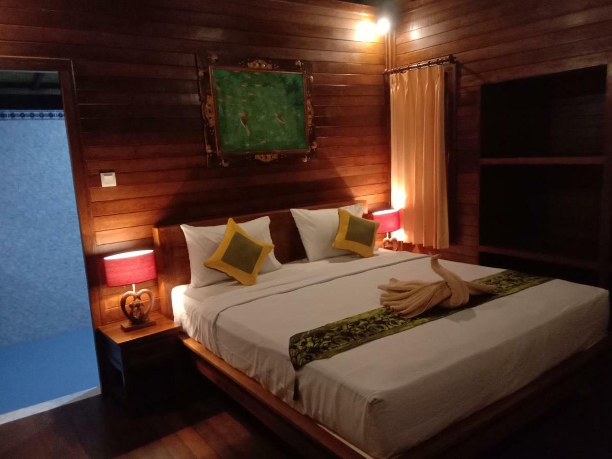 Svaha Nusa Guest House Нуса-Лембонган Экстерьер фото