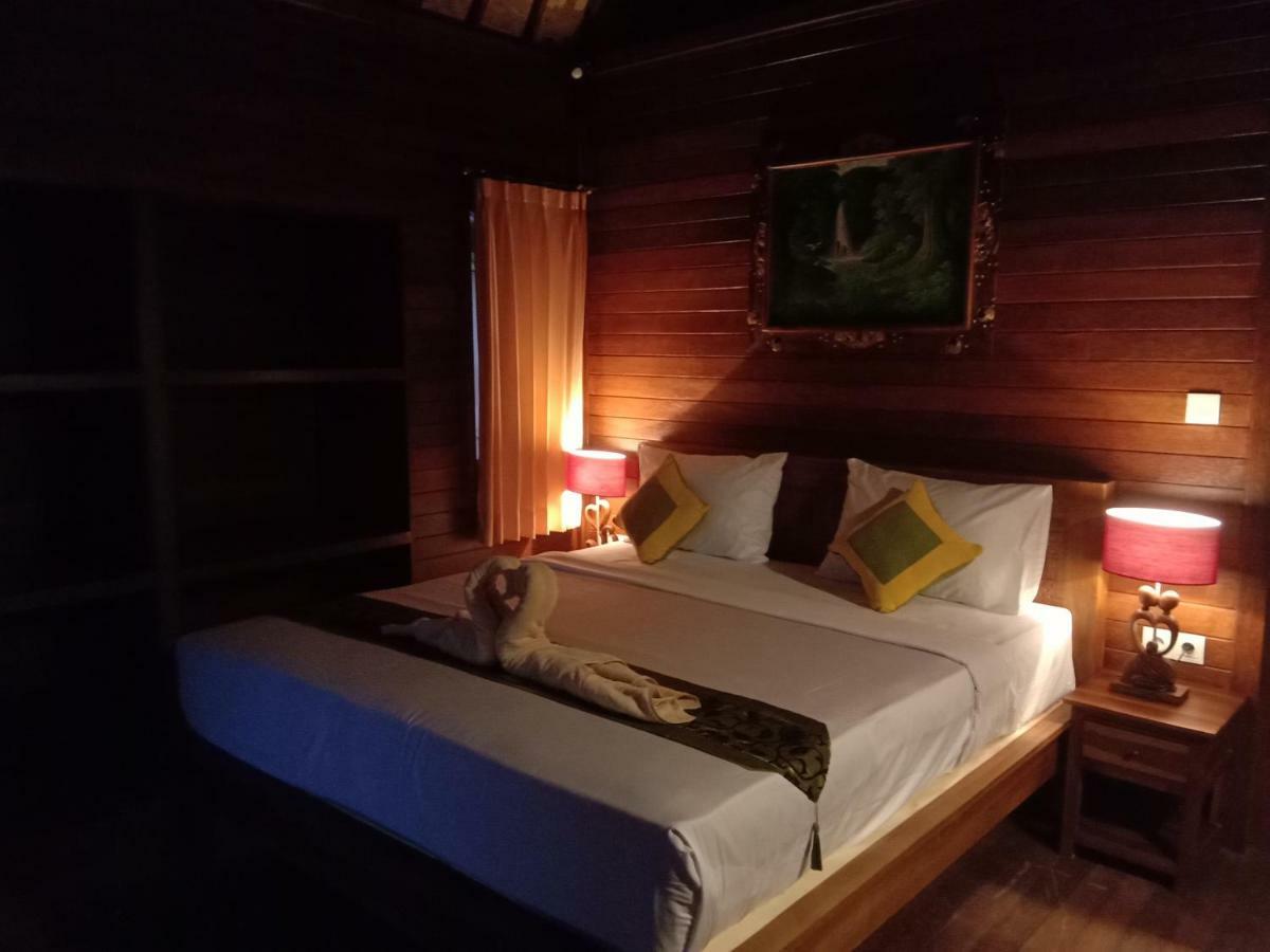 Svaha Nusa Guest House Нуса-Лембонган Экстерьер фото