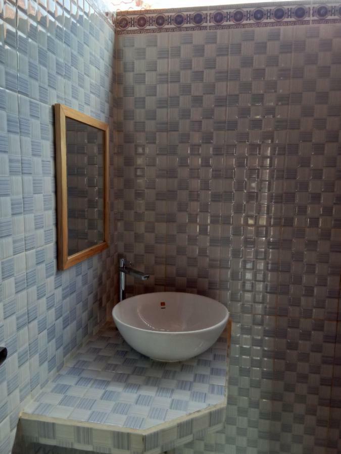 Svaha Nusa Guest House Нуса-Лембонган Экстерьер фото