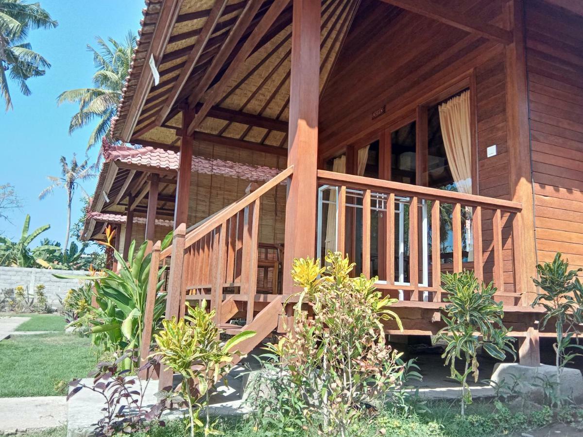 Svaha Nusa Guest House Нуса-Лембонган Экстерьер фото